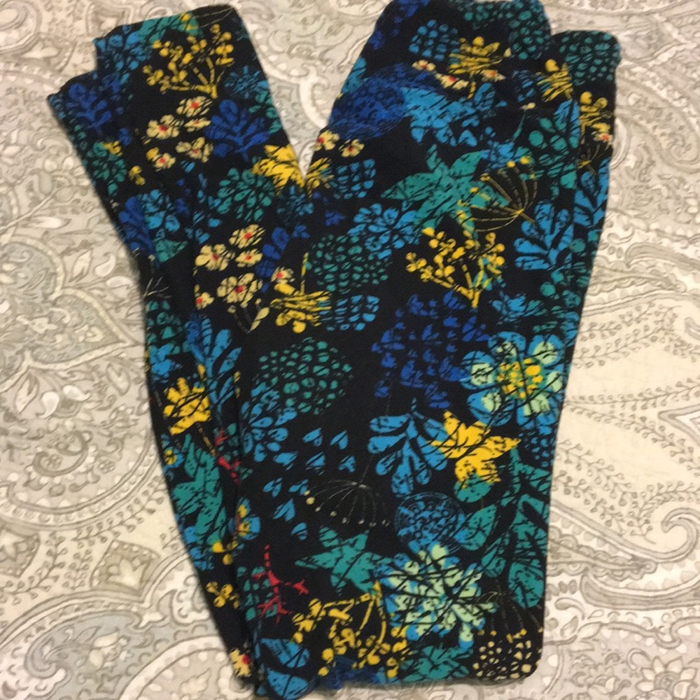 Lularoe floral leggings